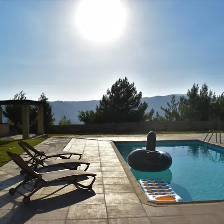 Polina's View Point House *
