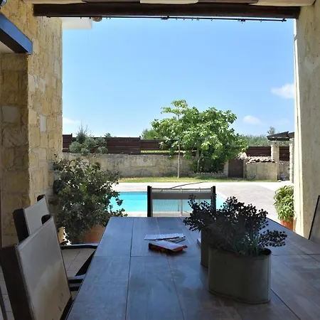Dom wakacyjny Polina's View Point House Limassol
