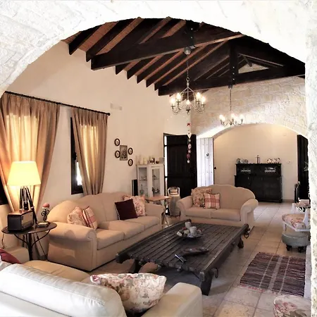 Polina's View Point House